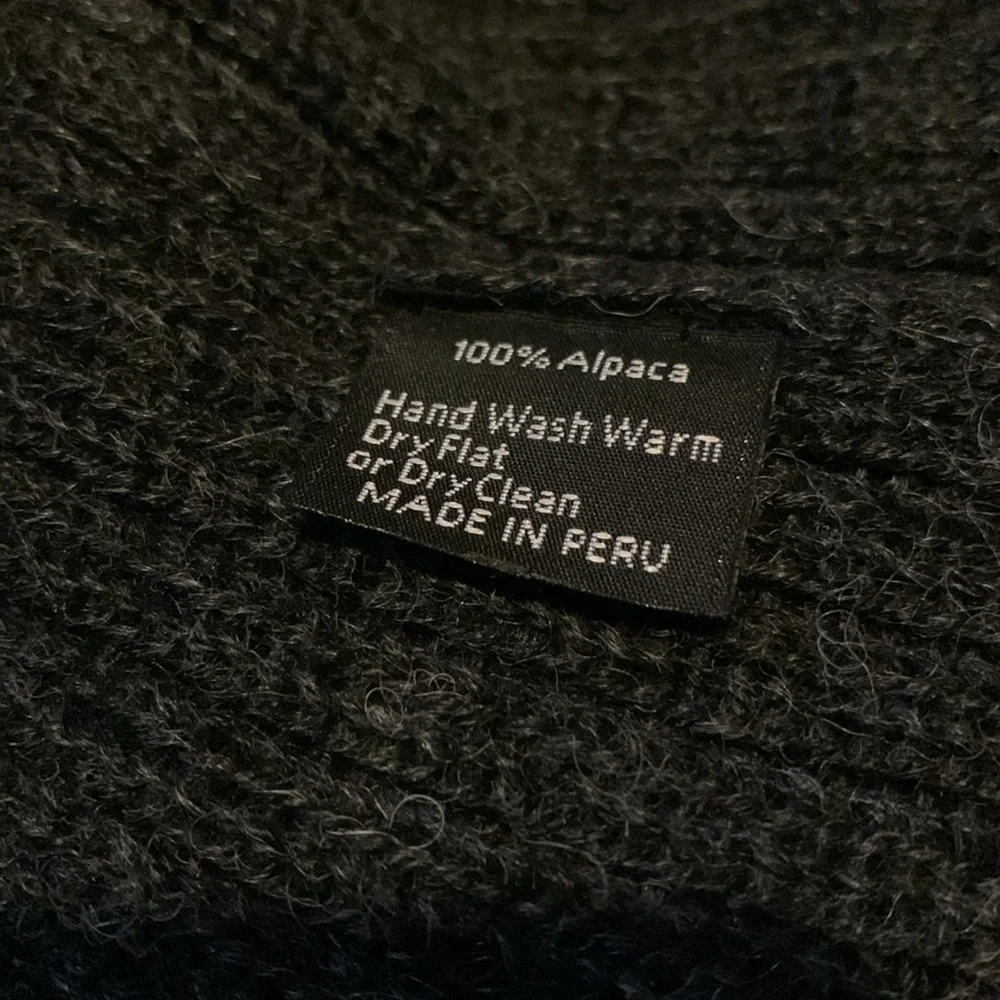 Brand New Made in Peru Alpaca International XL oversized zip up men’s sweater 🦙